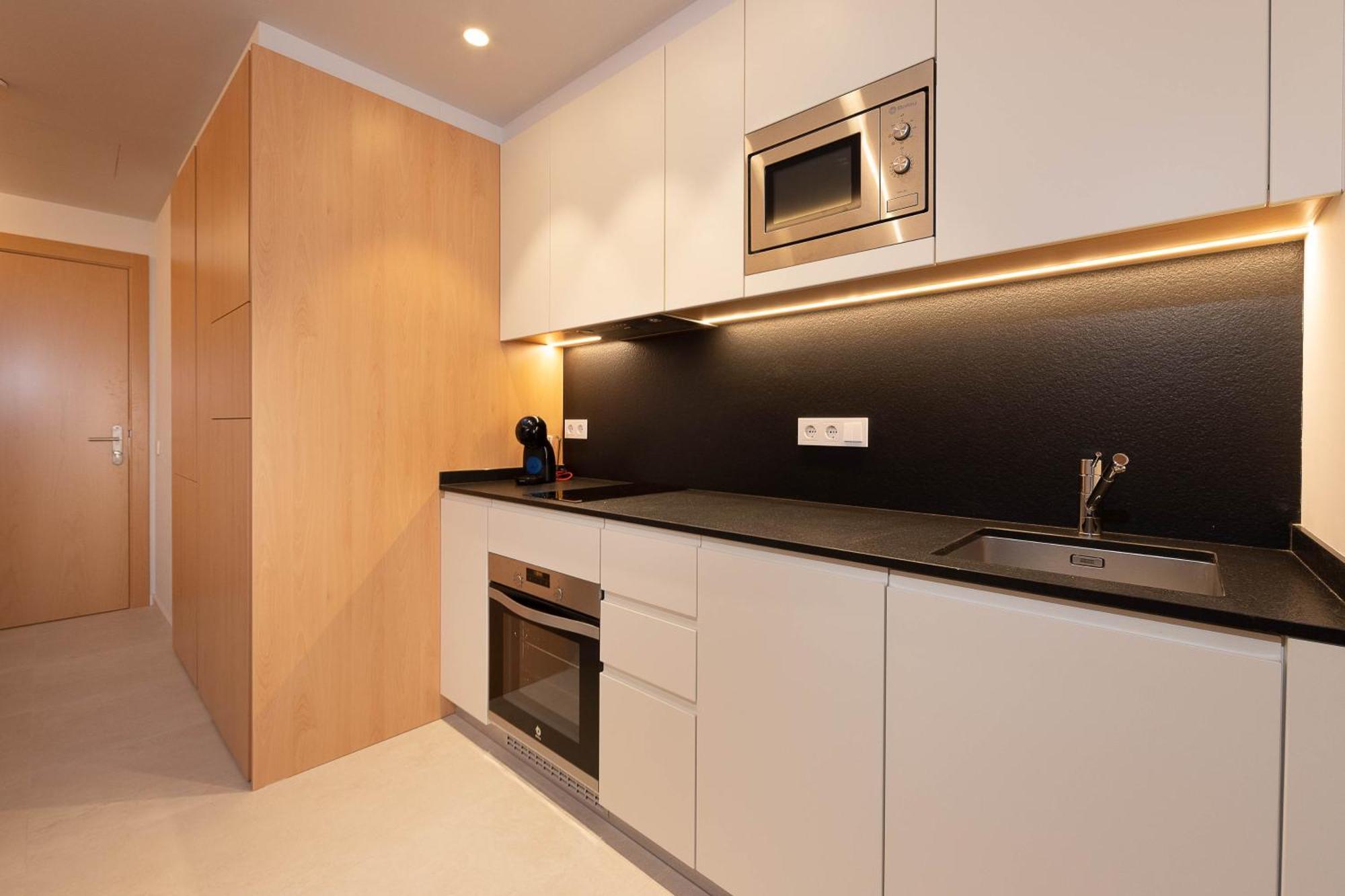 C&C Apartments Figueres  Exterior photo
