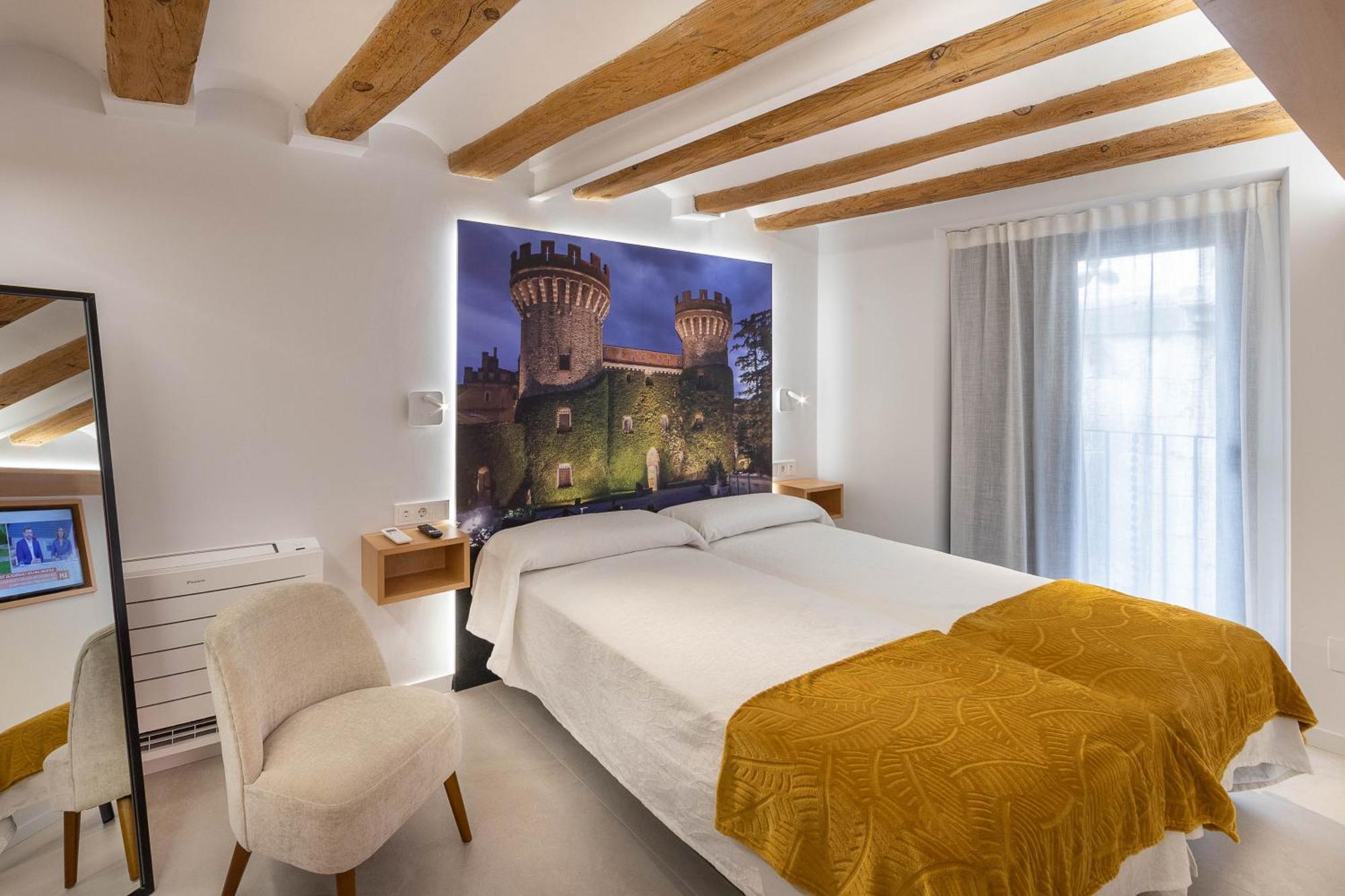 C&C Apartments Figueres  Exterior photo